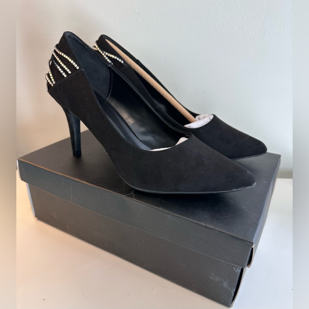 New, Woman’s Jones New York Dress Pumps